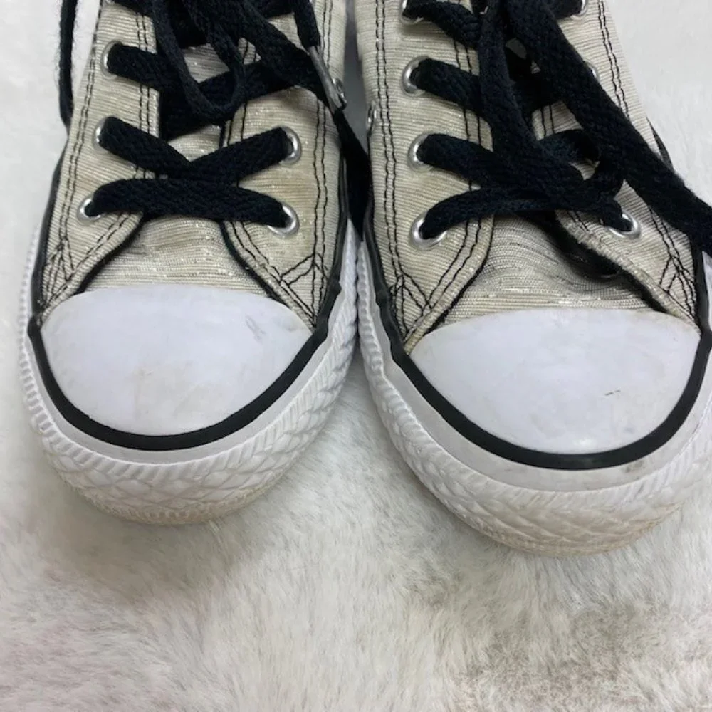 Converse super cool